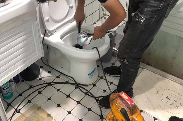 梁河疏通下水道